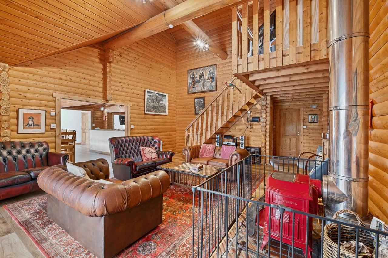 Finest Retreats - The Logs Villa Fort William Buitenkant foto
