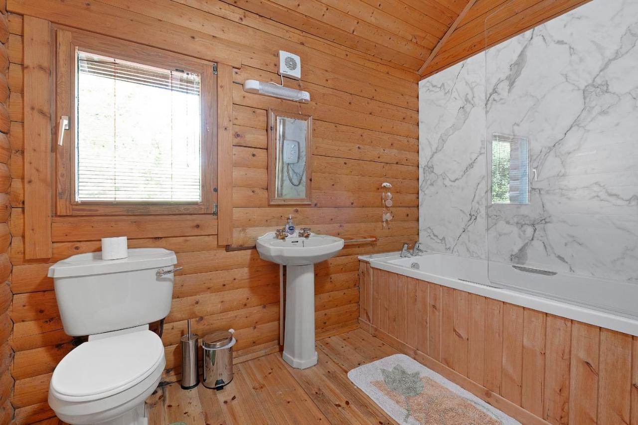 Finest Retreats - The Logs Villa Fort William Buitenkant foto